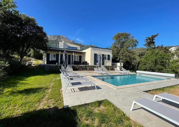 De Standing * Calvi (Corsica)